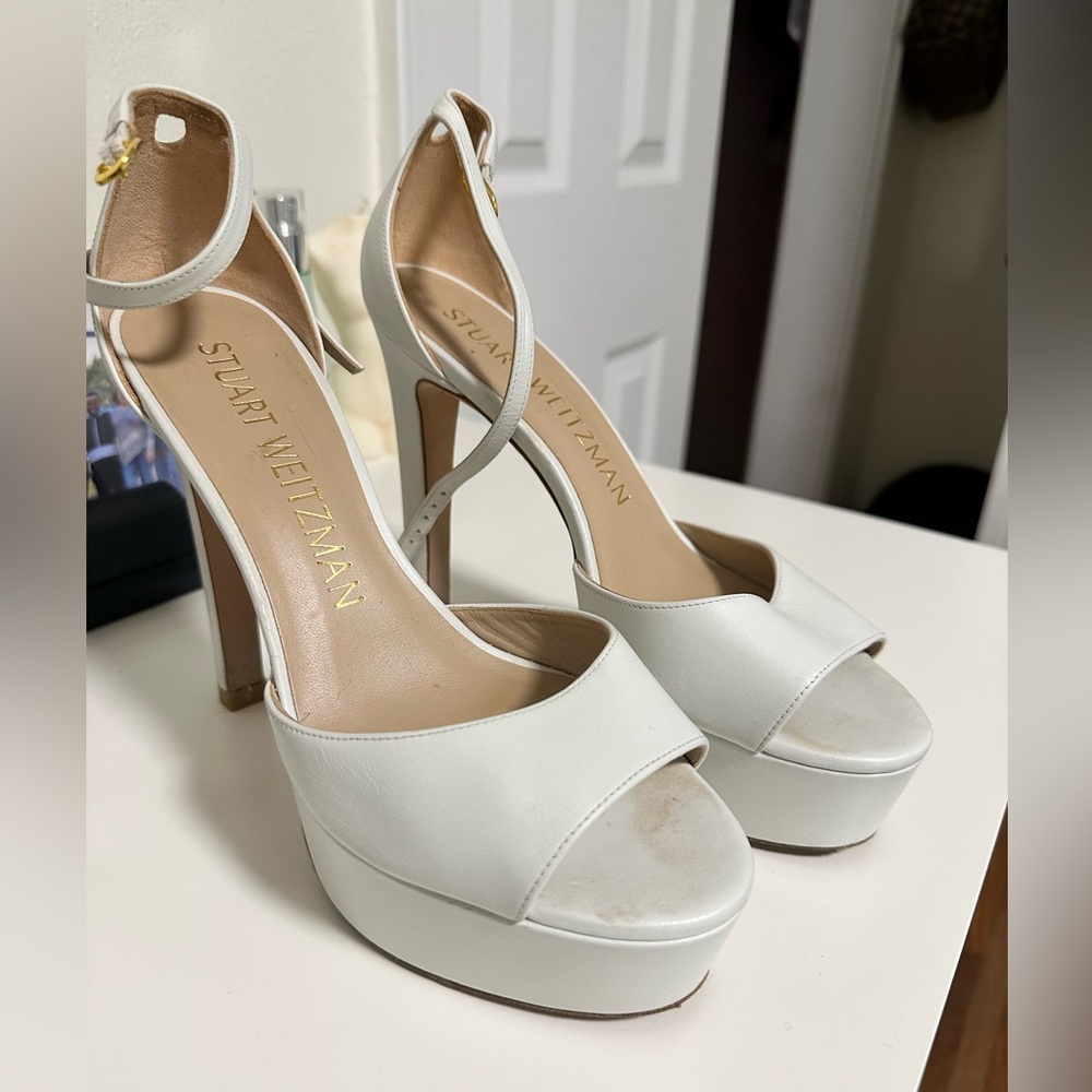 Stuart Weitzman discoplatform white heels